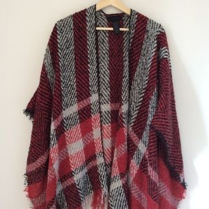 Steve Madden Large wrap/ scarf/ poncho